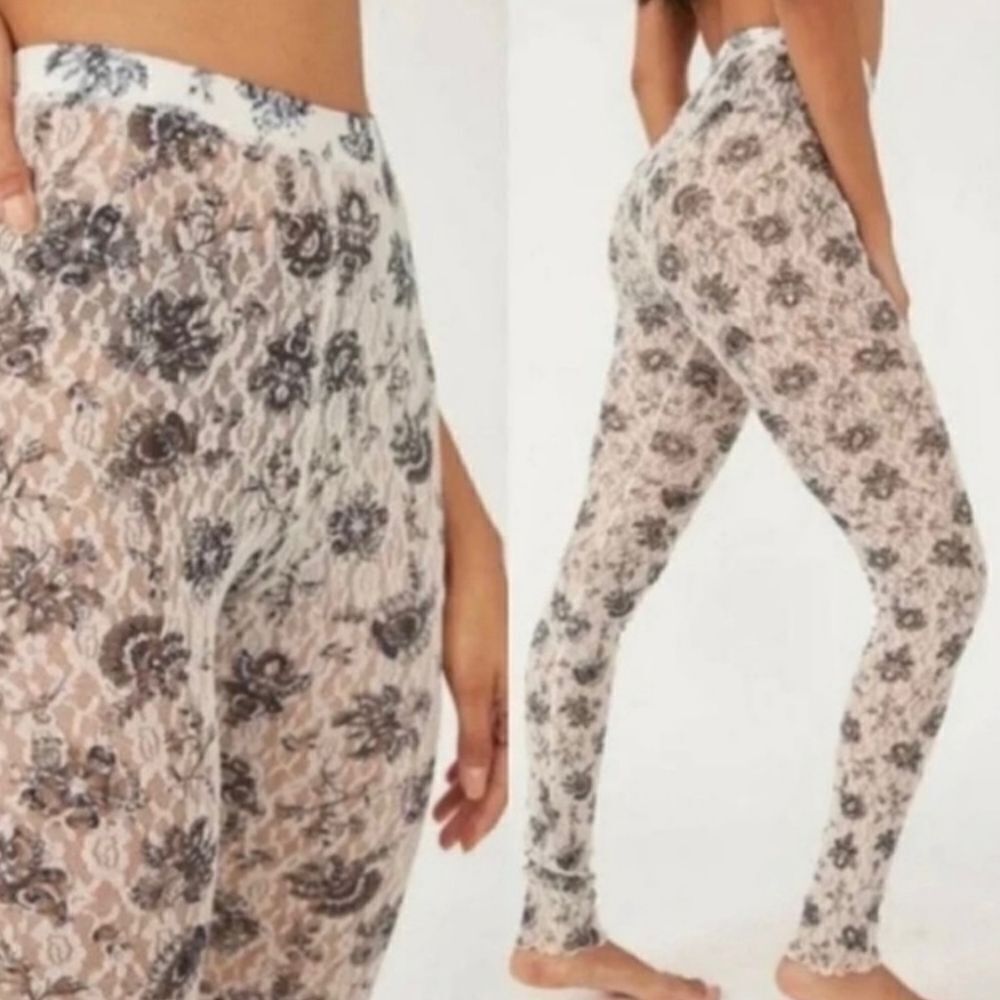 Free People layered in lace leggings size Medium - Picture 4 of 5